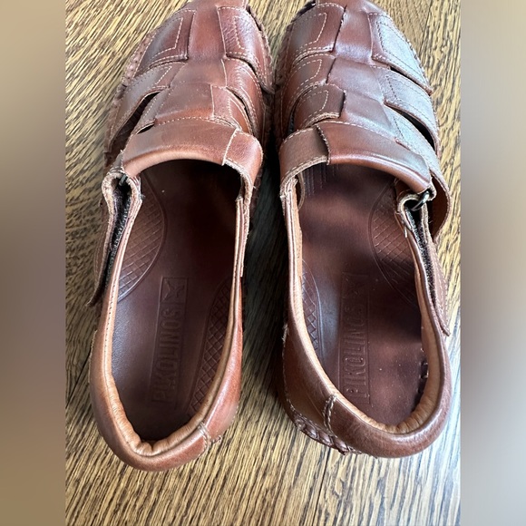 Men\'s Pikolinos Fisherman Sandals in Saddle Brown Leather. Size 43 (9-9.5). main image 4